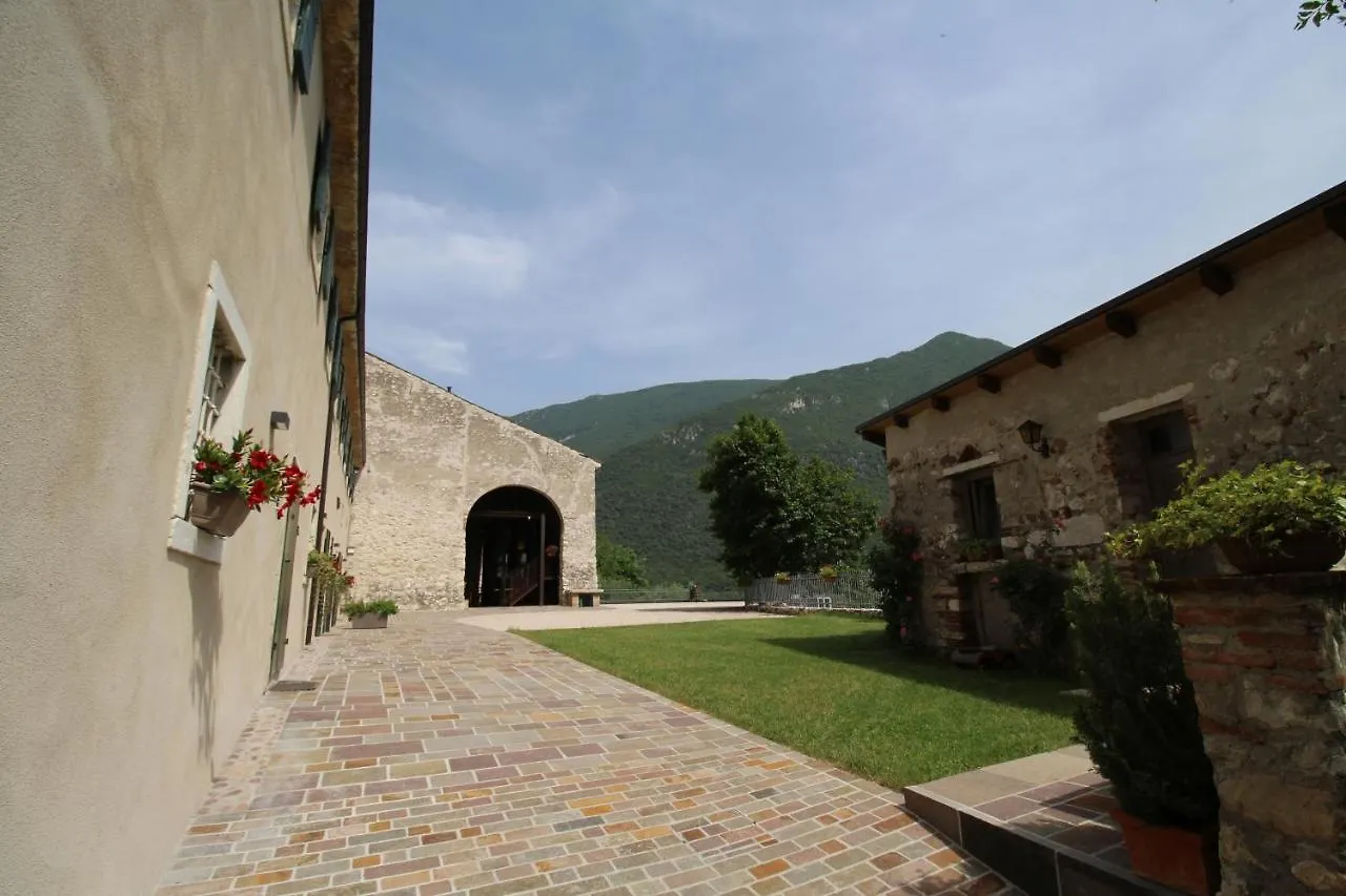 Agriturismo Antico Fenilon Brentino Belluno 0*,  Италия